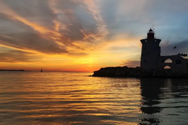 FR EL PUERTO